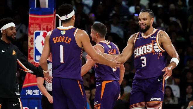 三巨頭走了倆，聯(lián)盟笑柄卻起飛了