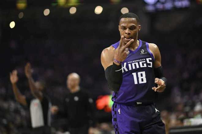 威少時(shí)隔7年26+6+6三分！國王滅奇才首次4連勝 小薩時(shí)隔27場(chǎng)復(fù)出