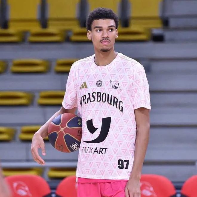 馬刺打造兄弟籃球？文班亞馬弟弟20分8板4斷 今年有資格參加選秀