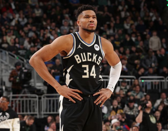 字母哥22+13+7傷退！雄鹿無緣23分逆轉(zhuǎn)殘陣掘金 近8戰(zhàn)6敗