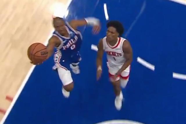 馬克西絕殺上籃遭杜蘭特封蓋，但回放顯示應(yīng)是干擾球