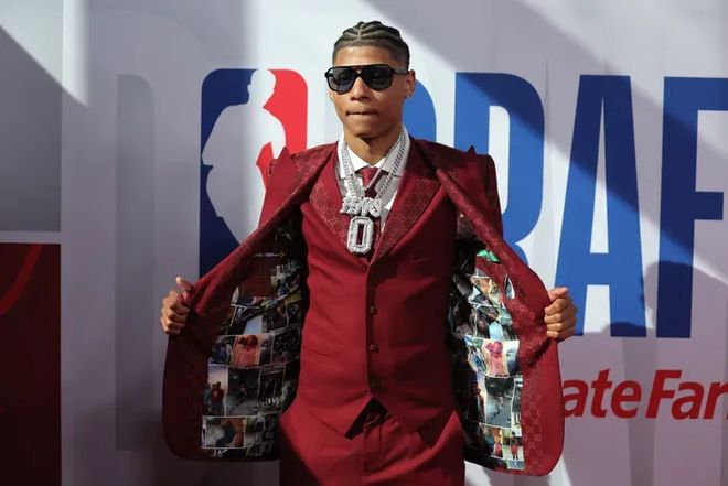 敢揍多爾特，此子必成大器？