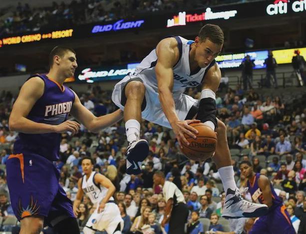 帶著母親遺愿戰(zhàn)斗12年，交易添頭成了隊魂